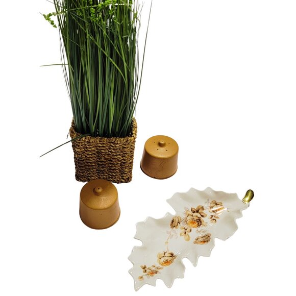 Vintage Ceramic Porcelain Leaf Dish - Good Condition - Picture 2 of 7